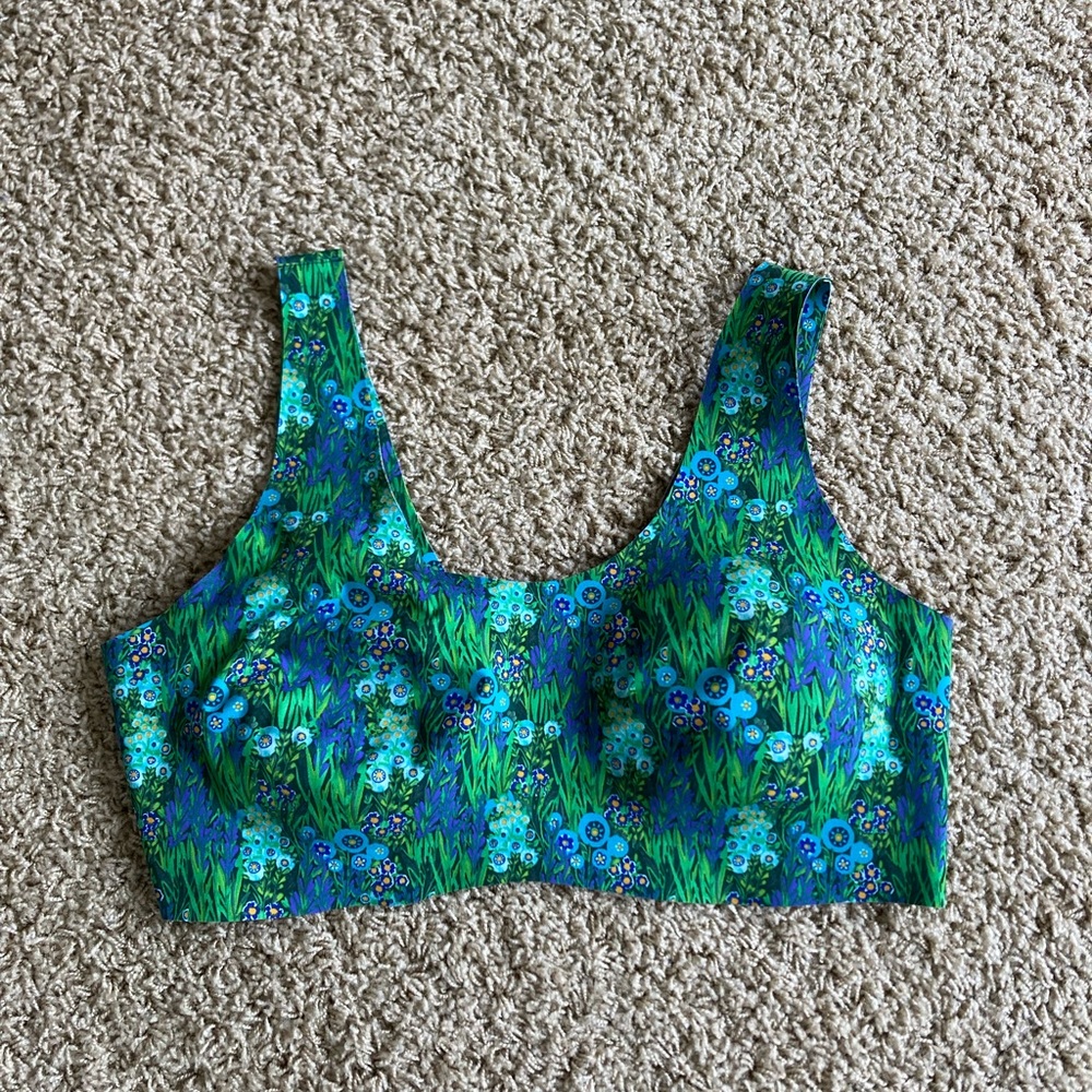 Knix x Anna Sui sports bra (LuxeLift Pullover bra)